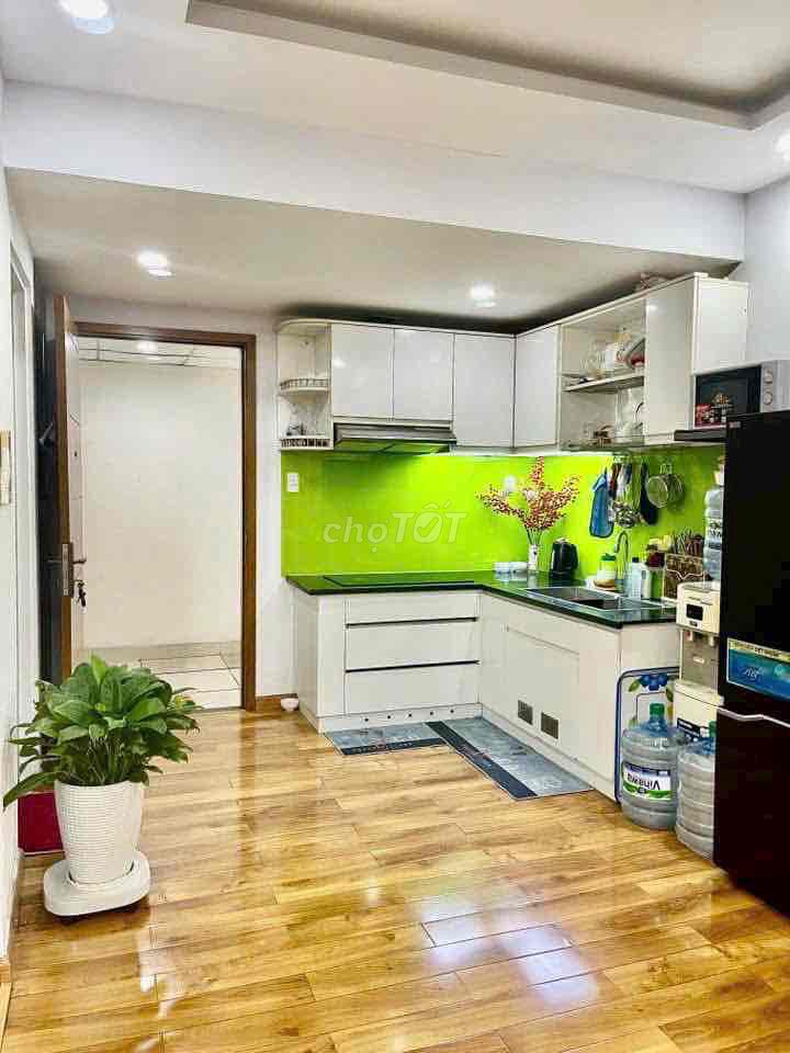 Фото 3: Квартира Ehome 5 — Trần Trọng Cung, район 7 — 1 спальня + 1 санузел. Новая квартира, полностью с мебелью.