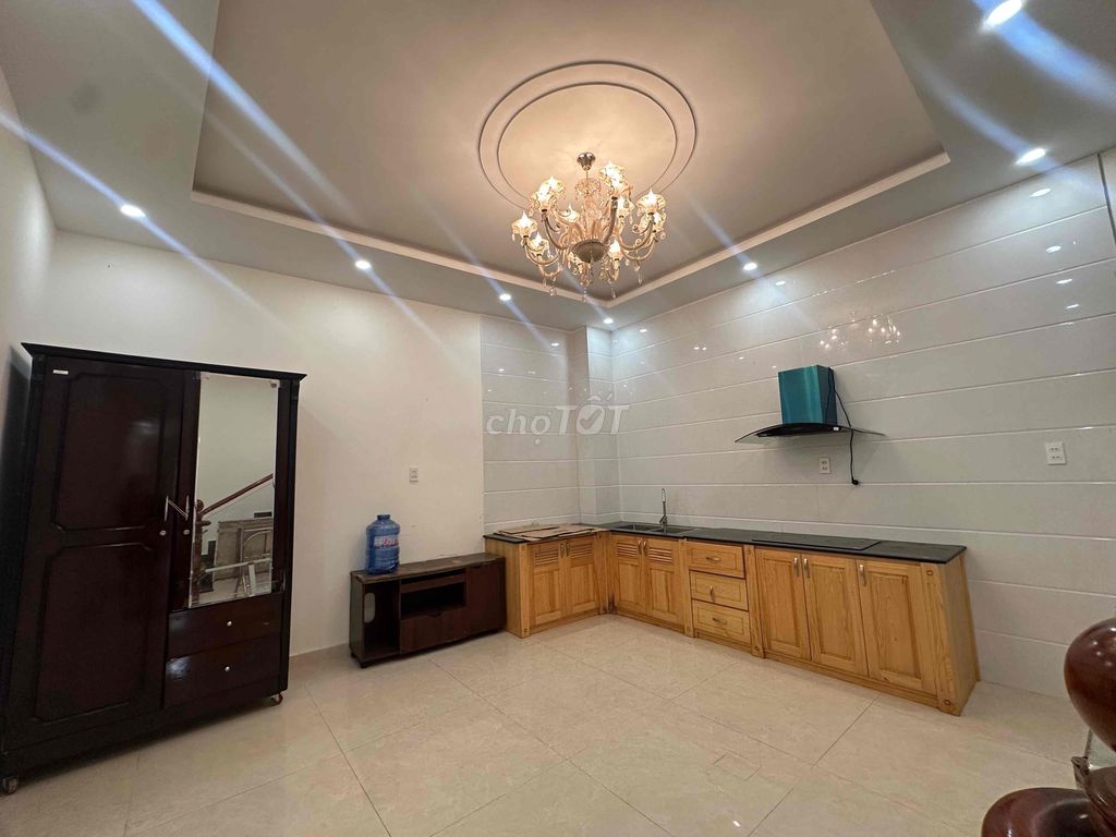 🏡 СДАЁТСЯ ДОМ НА УЛИЦЕ КУАНГЧУНГ – ЦЕНТР ДАЛАТА 💰 Аренда: 8 млн