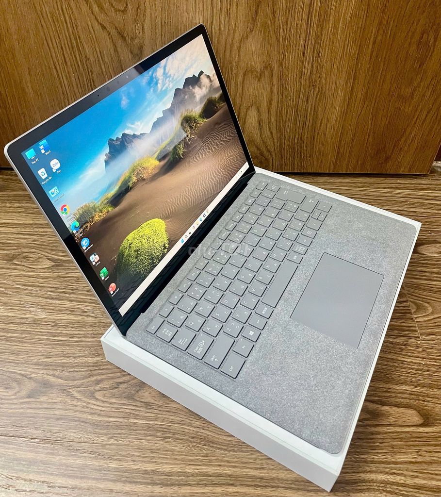 Фото 2: [Новый 100%] Surface Laptop 1 i5-7300U 13.5/8GB/128GB