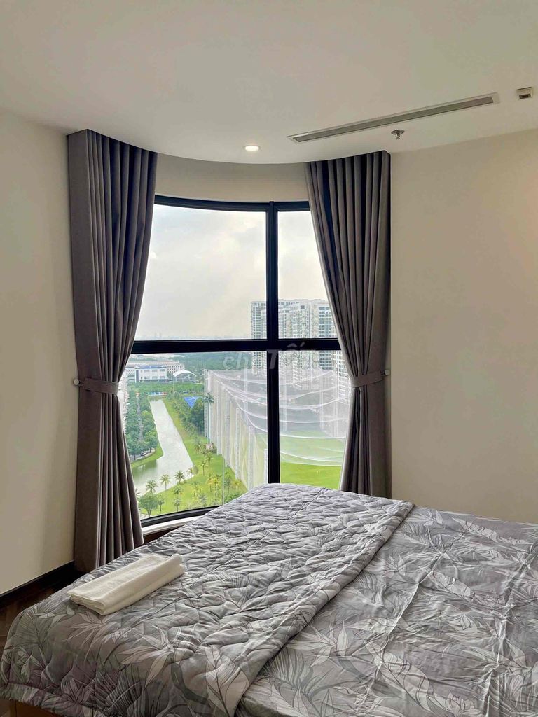 Фото 2: Сдается VinHome GrandPark Opus 2 спальни, 2 санузла