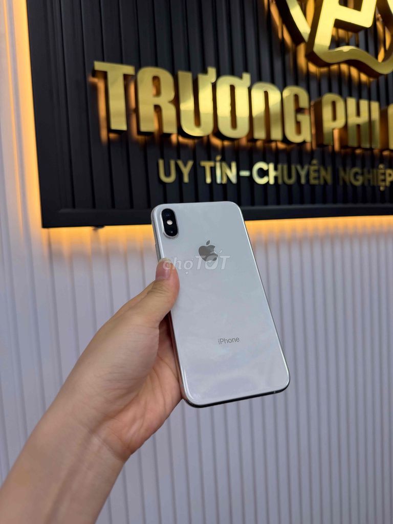 Apple iPhone XS 64GB Белый Б/У