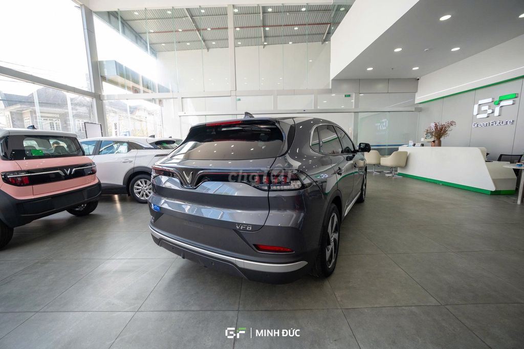 Фото 3: VinFast VF8 Plus 2023 Серый 40356 км