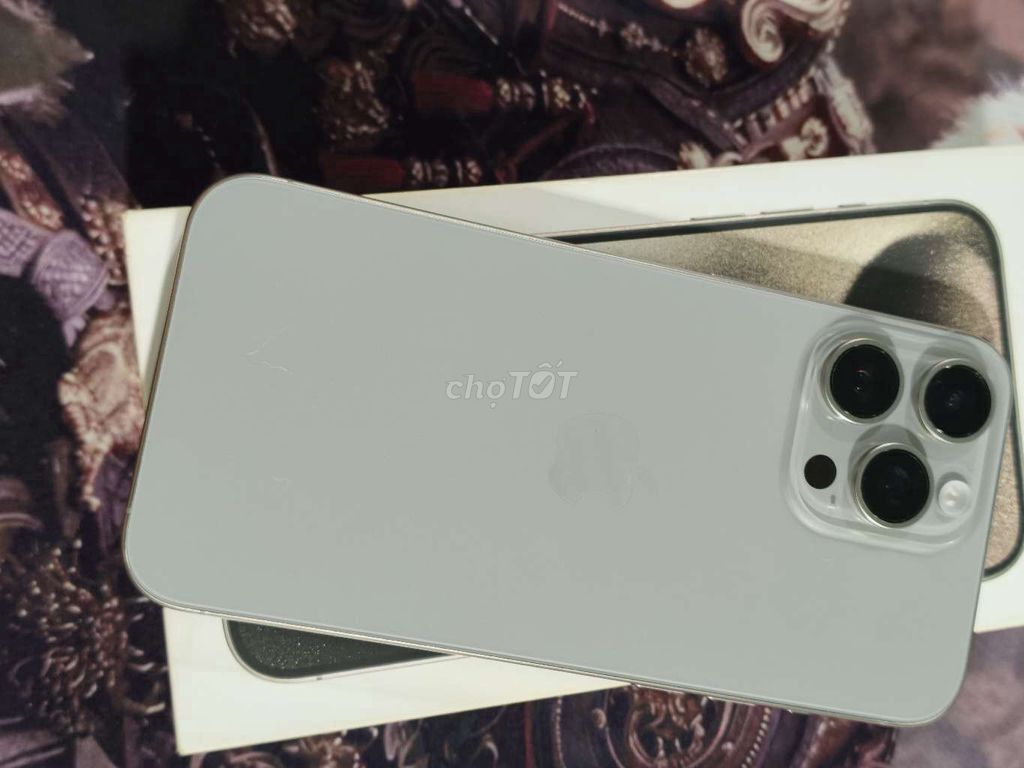 iPhone 15 Pro Max 256GB VN zin ốc full box keng nét