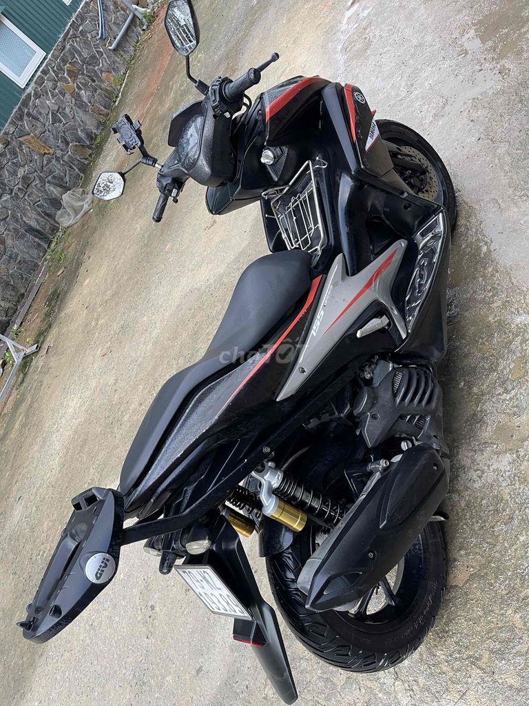 Фото 3: Yamaha NVX 155cc 2017.