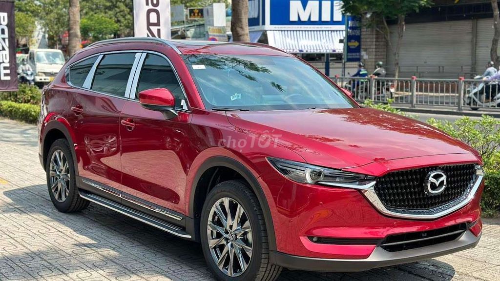 Mazda CX-8 Premium 2019, 7 мест, бензин, красный