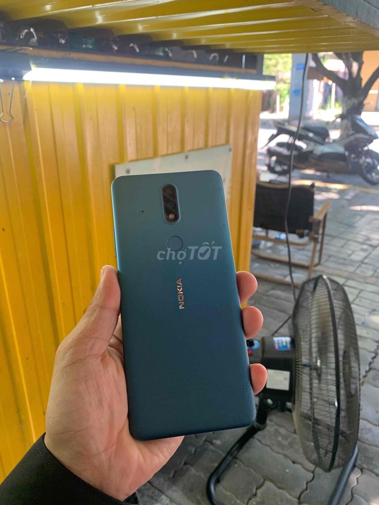 Фото 3: Nokia Nokia 2.4 синий