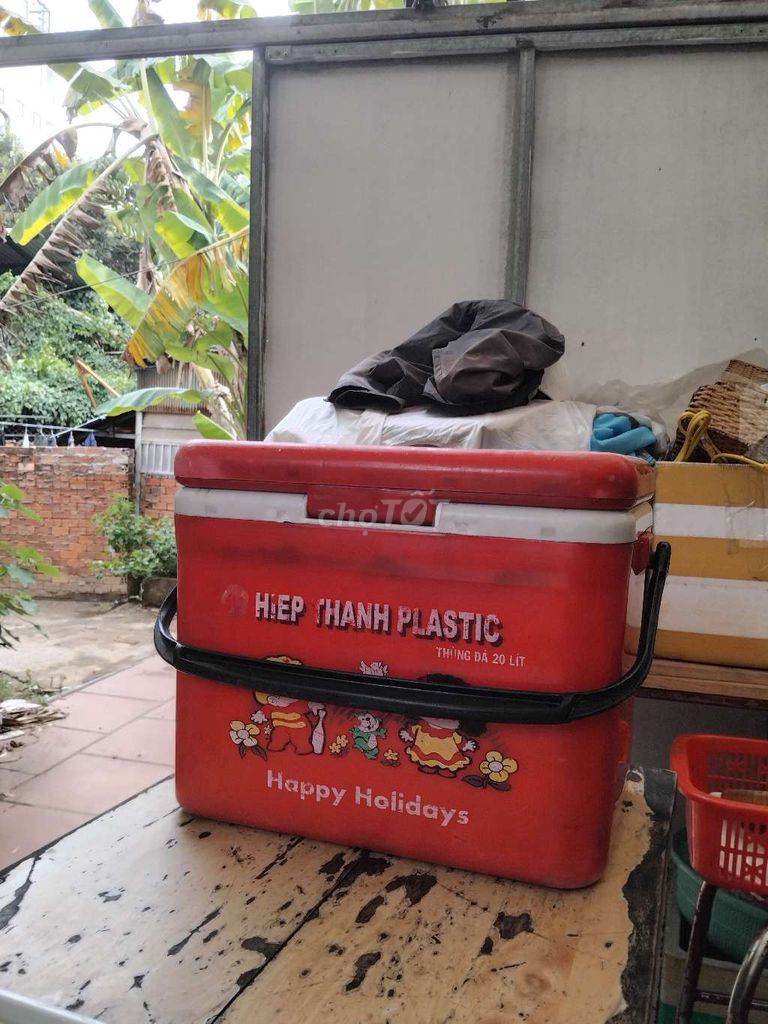 Ведро для льда Hiep Thanh Plastic 20 литров красное