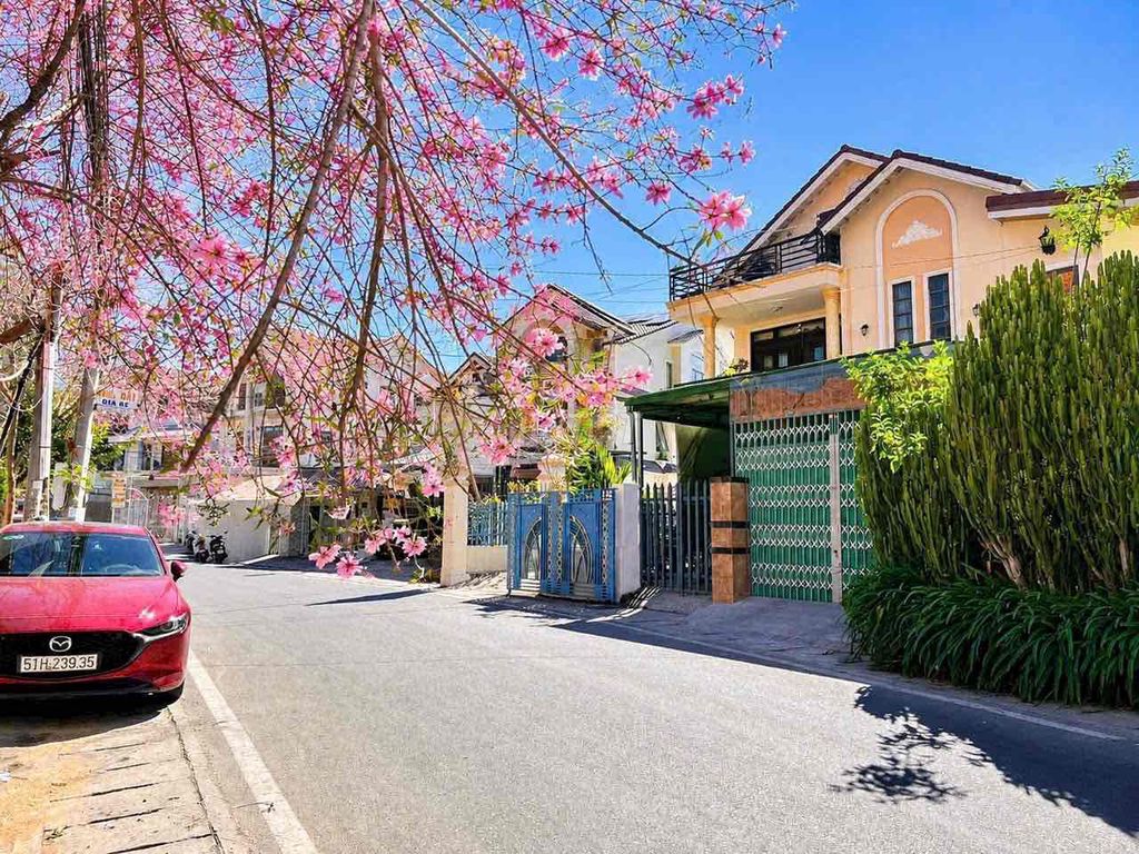 🏡Снижение на 10 млрд! Дом 2 фасада на Йерсен, 400 м - в 500 м от озера Сюан Хыонг
