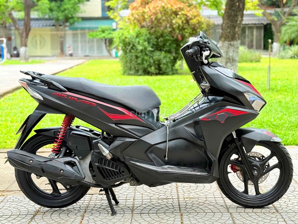 Honda Air Blade 2017 Черный матовый