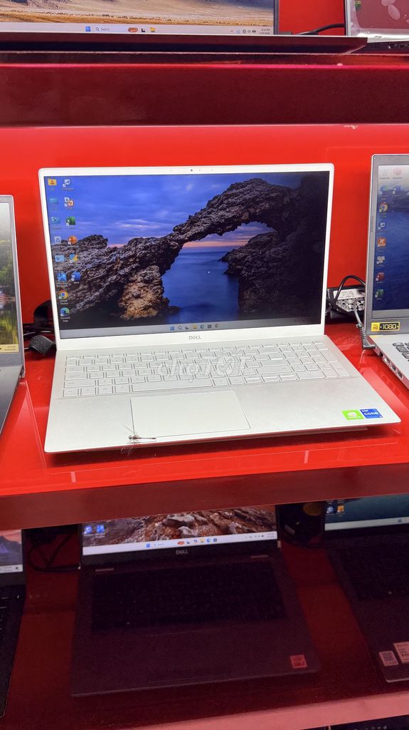 Dell Inspiron 15 i5 1145g7 16GB/512GB 15.6 inch