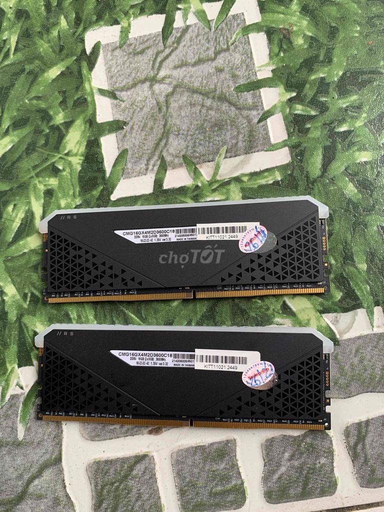 Фото 2: RAM 16G bus 3600 RGB DDR4