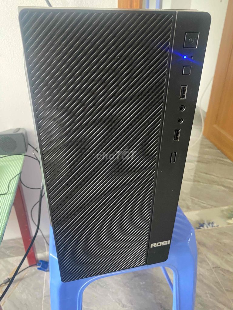 Комплект i3-4170, монитор 22 LED тонкий, работает отлично