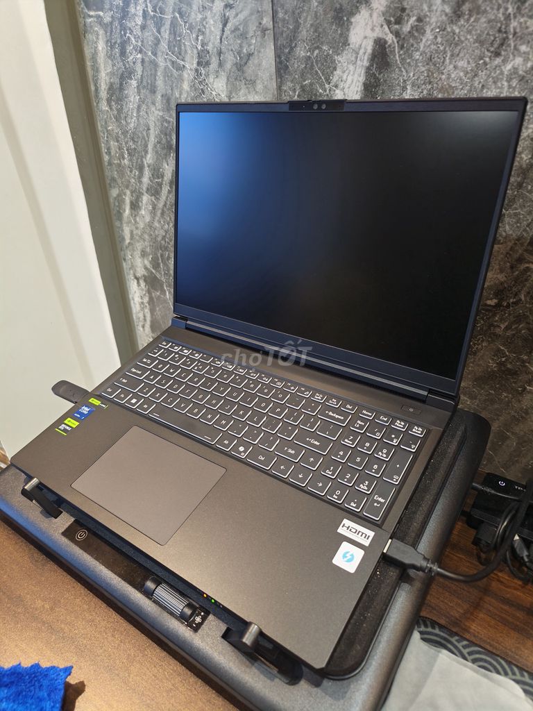 Фото 2: Acer Shadow 16 SH16-73 Ultra 7 255HX RTX 5080 16GB