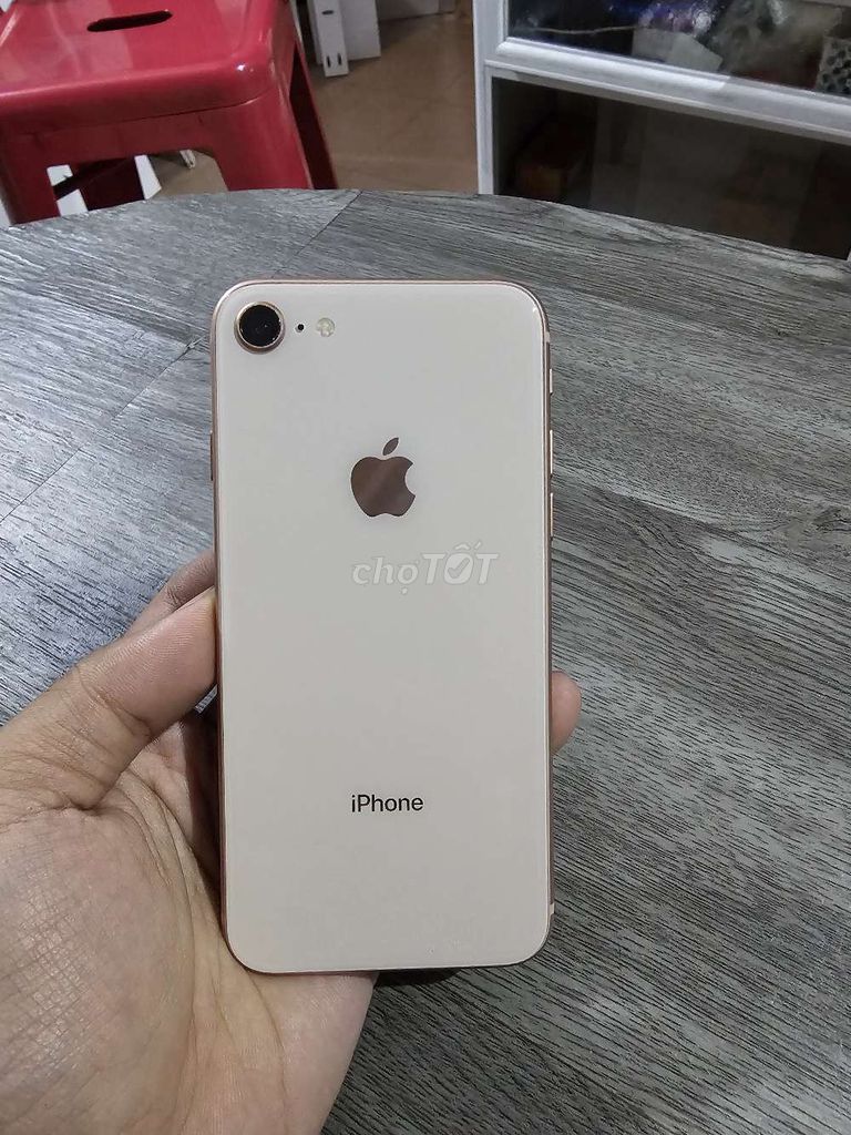 iPhone iPhone 8 64GB золотой
