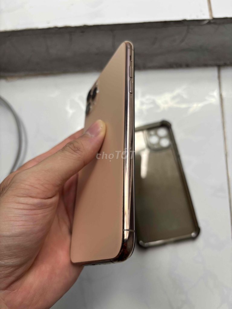 Фото 2: iPhone 11 Pro Max LOCK 64GB