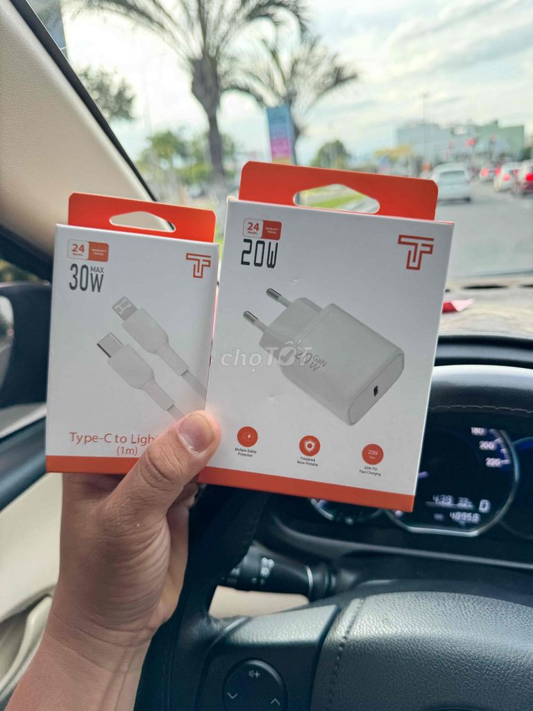 Быстрая зарядка с кабелем 20W Type-C to Lightning, 1 м