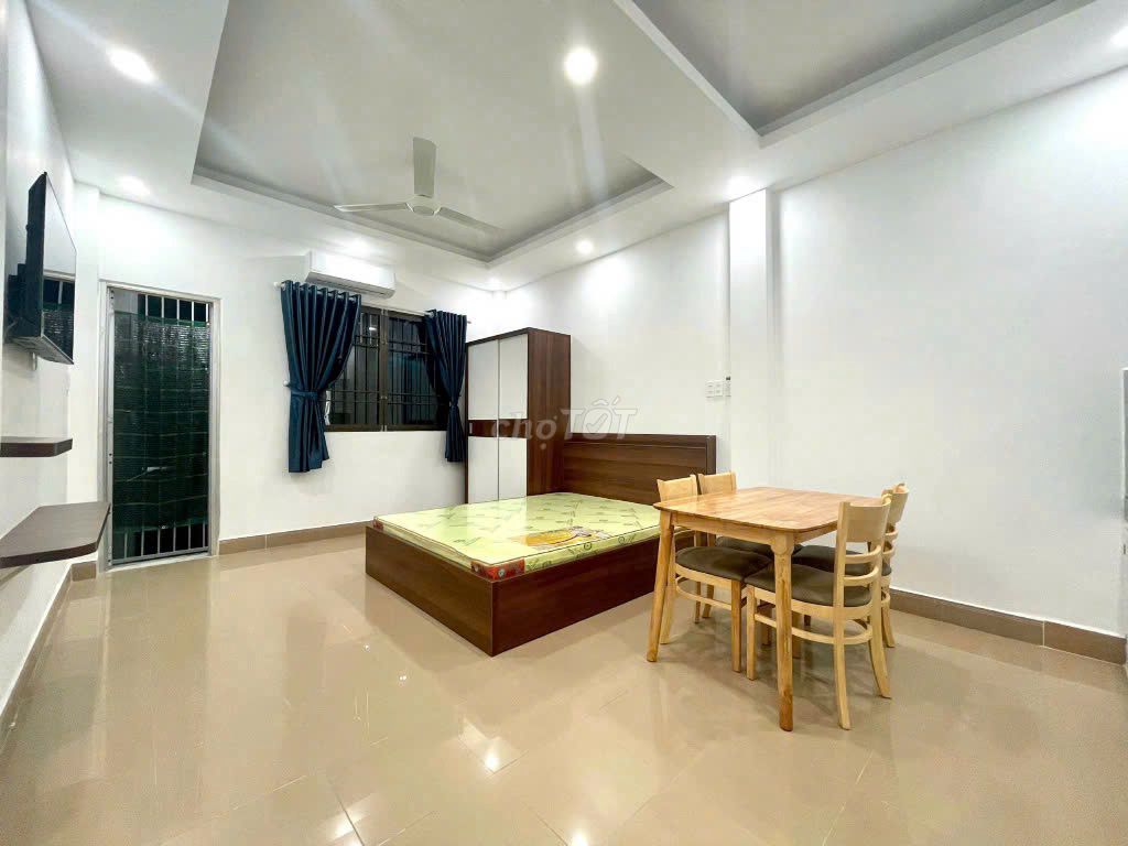 Фото 3: Cho thuê căn studio ban công, cửa sổ. Full nội thất, máy giặt riêng