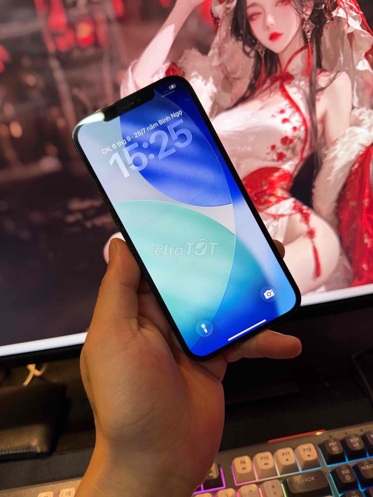 Фото 2: iPhone 12 Pro Max серый 128GB аккумулятор 8x