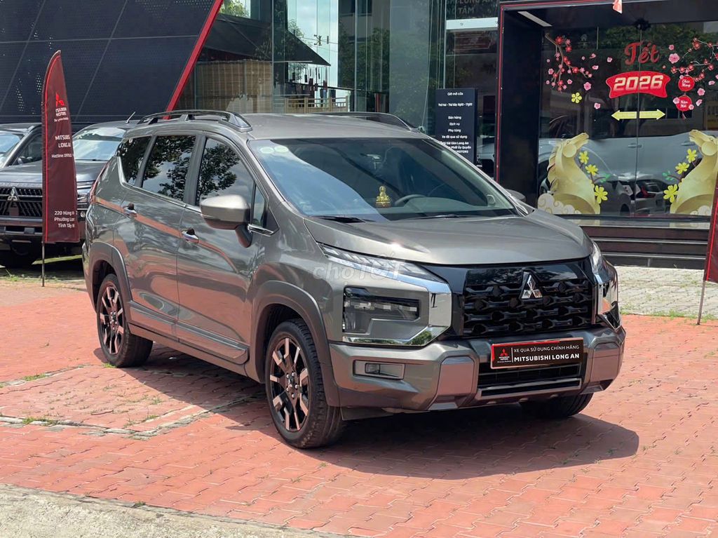 Фото 2: Mitsubishi Xpander Cross Xám - 32.000 KM