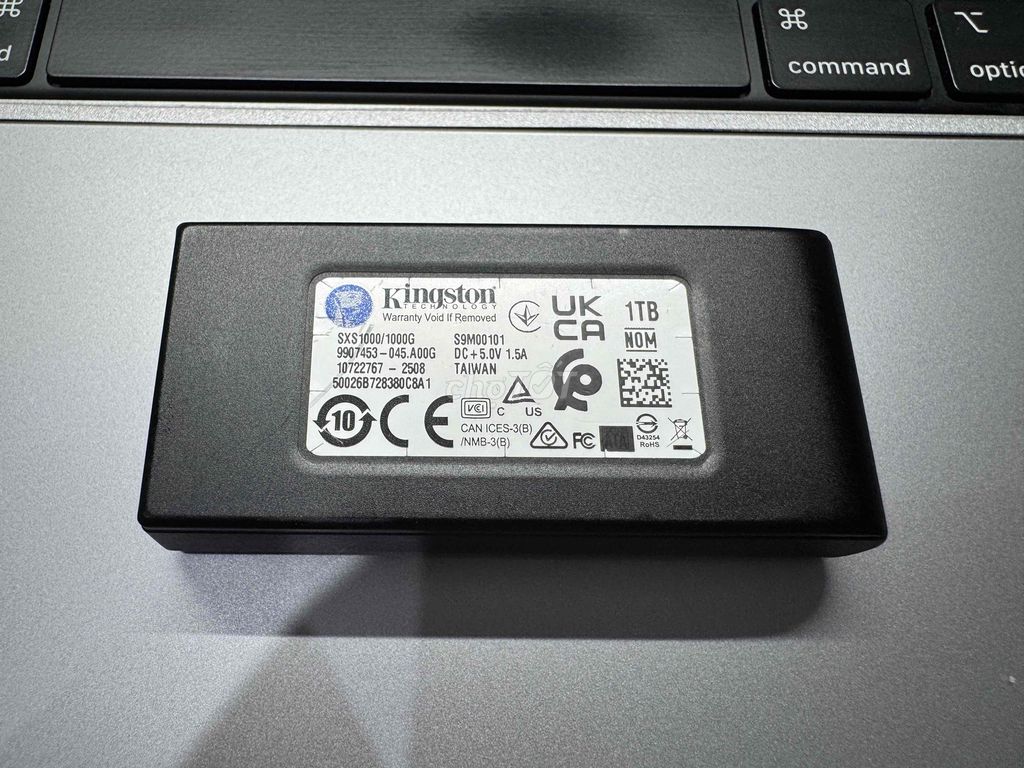Внешний жесткий диск Kingston XS1000 1TB Б/У