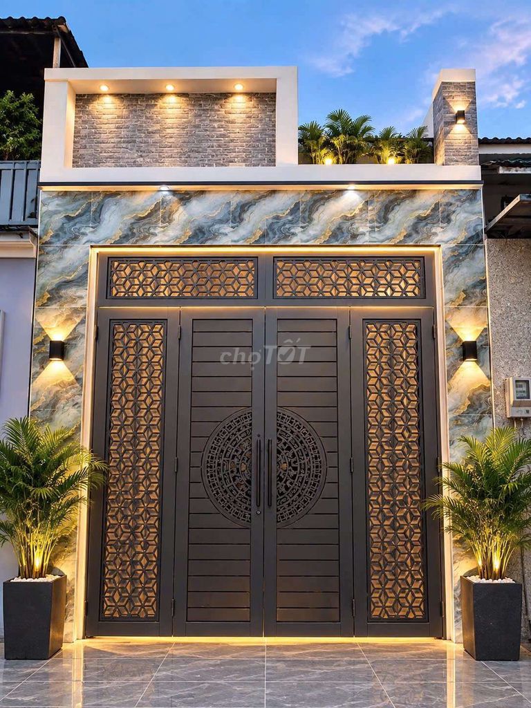 Фото 2: Продаётся дом — красивый, не описать словами, 4x19 м, редкая площадь