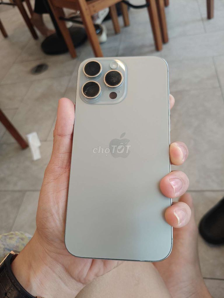 iPhone 16 Pro Max Bạc Bibat без сим