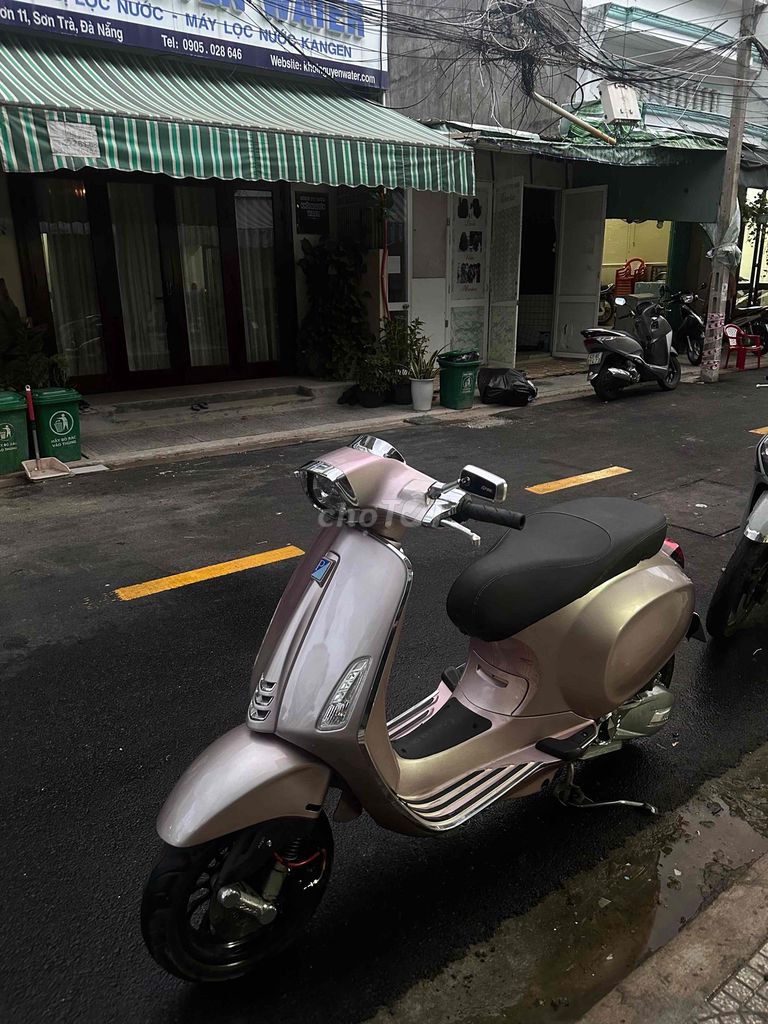 Фото 3: Piaggio Vespa Sprint 2022 iGet Розовый Порше