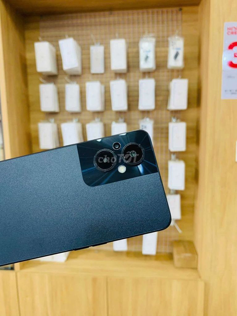 Фото 2: OPPO Reno 8Z 5G 256GB черный Snapdragon 695 5G