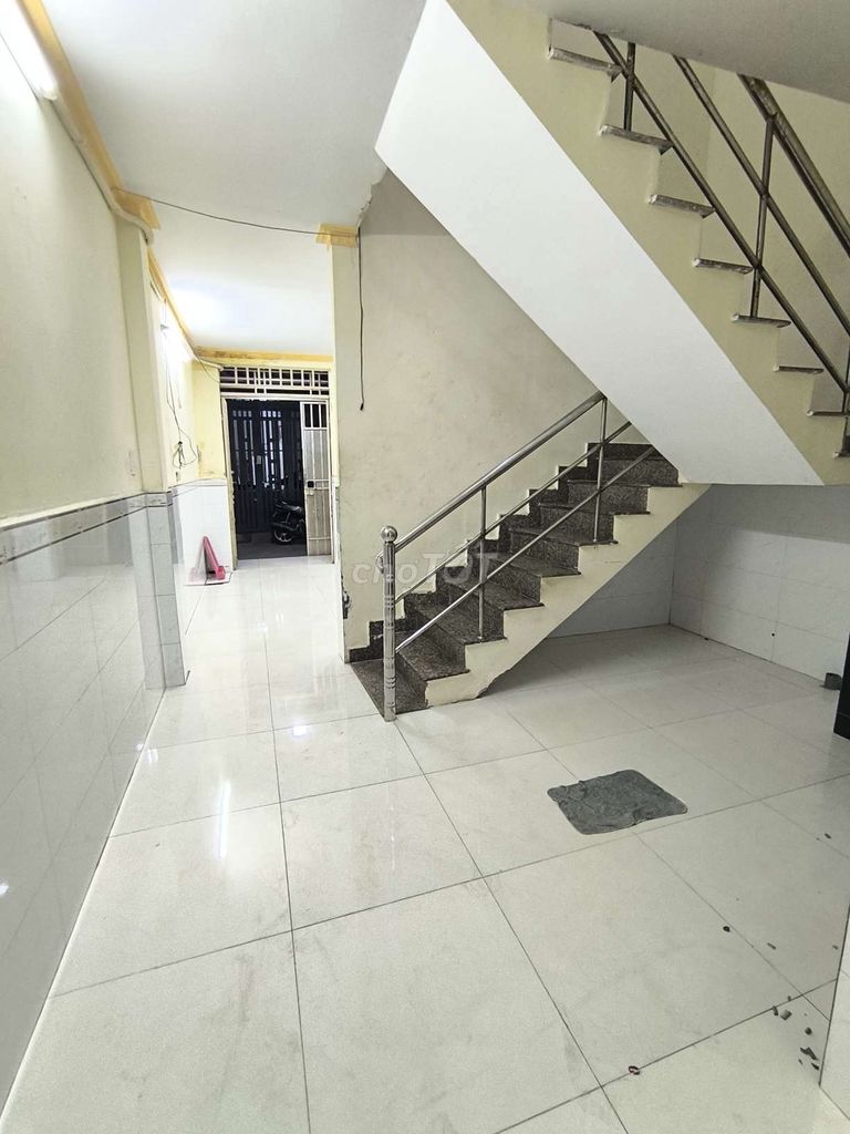 Дом 2 этажа, 3 спальни, 2 санузла, ds48, hbchanh, рядом с Gigamall