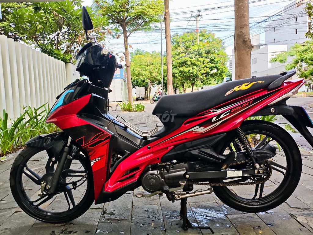 Фото 3: SYM Galaxy 2023, màu đỏ đen, đầy đủ chức năng