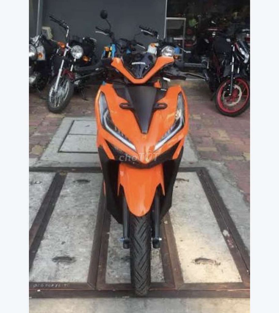 Honda Vario 125 2020 Оранжевый 15.000км