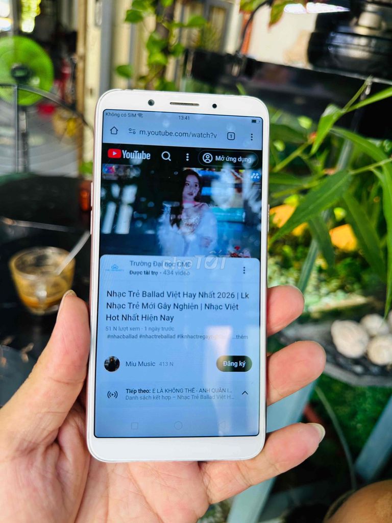 Oppo A83 золотистый, zin đẹp, giá rẻ cho anh em cần