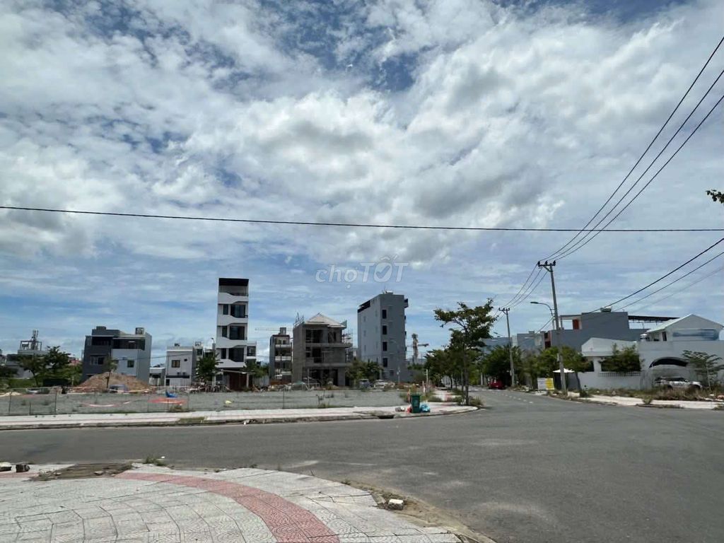 Фото 3: 🇻🇳 АРЕНДА ВИЛЛЫ С САДОМ: УЛИЦА НГОК ТИНЬ - НАПРОТИВ ПАРКА