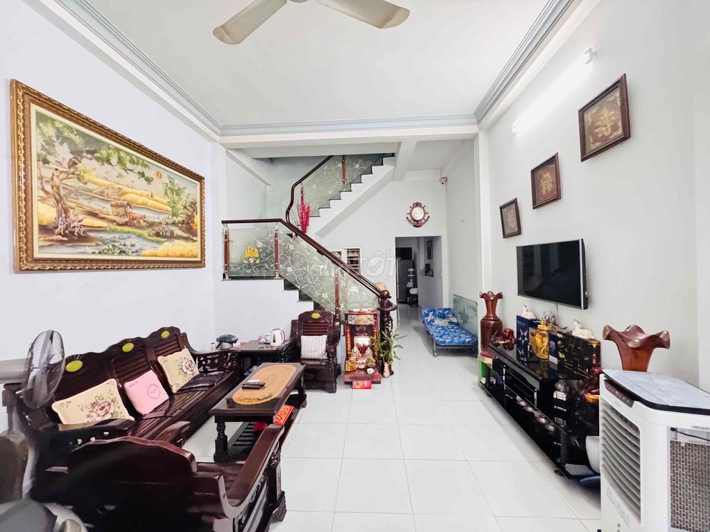 ПРОДАЖА ДОМА ФАСАД НА УЛИЦЕ ЛЕ ТХИ ХОА, ТАМ БИНЬ, ТХУ ДЫК | 70М² | ШИРИНА 4.2М |