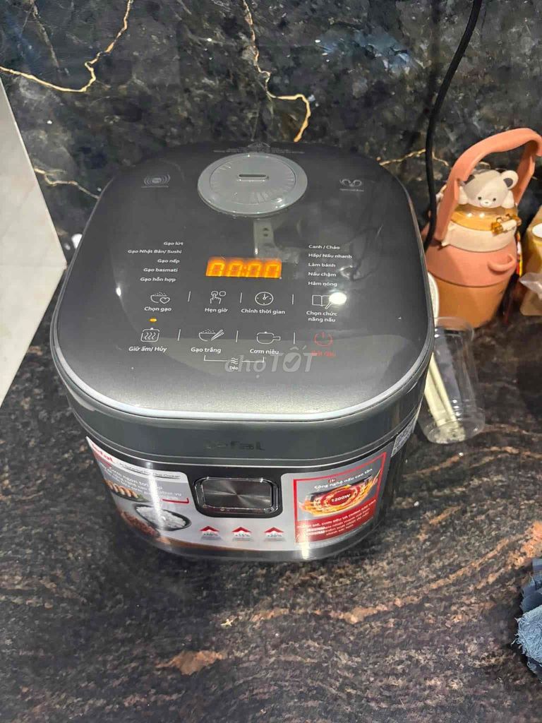 Фото 2: Рисоварка Tefal RK818A68 Серая 1.8 Литров