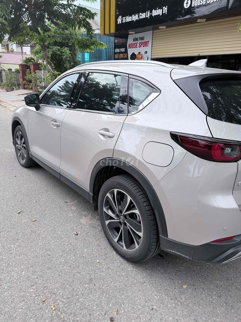 Фото 3: Mazda CX5 Luxury 13000 км Серый