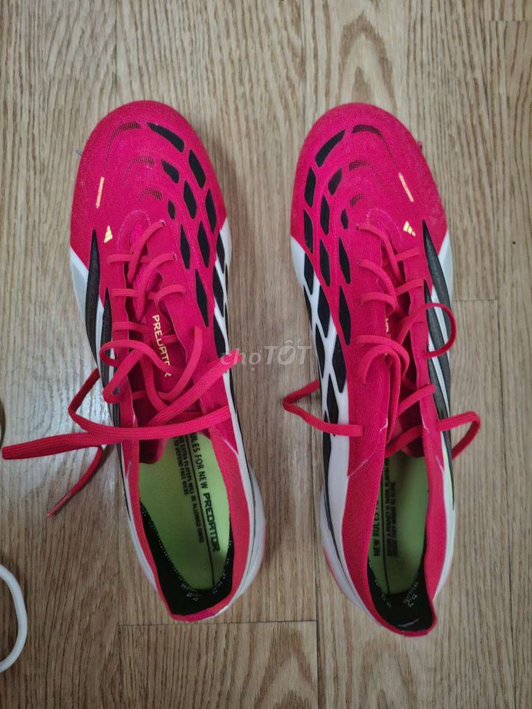 Футбольные бутсы Adidas Predator мужские розовые