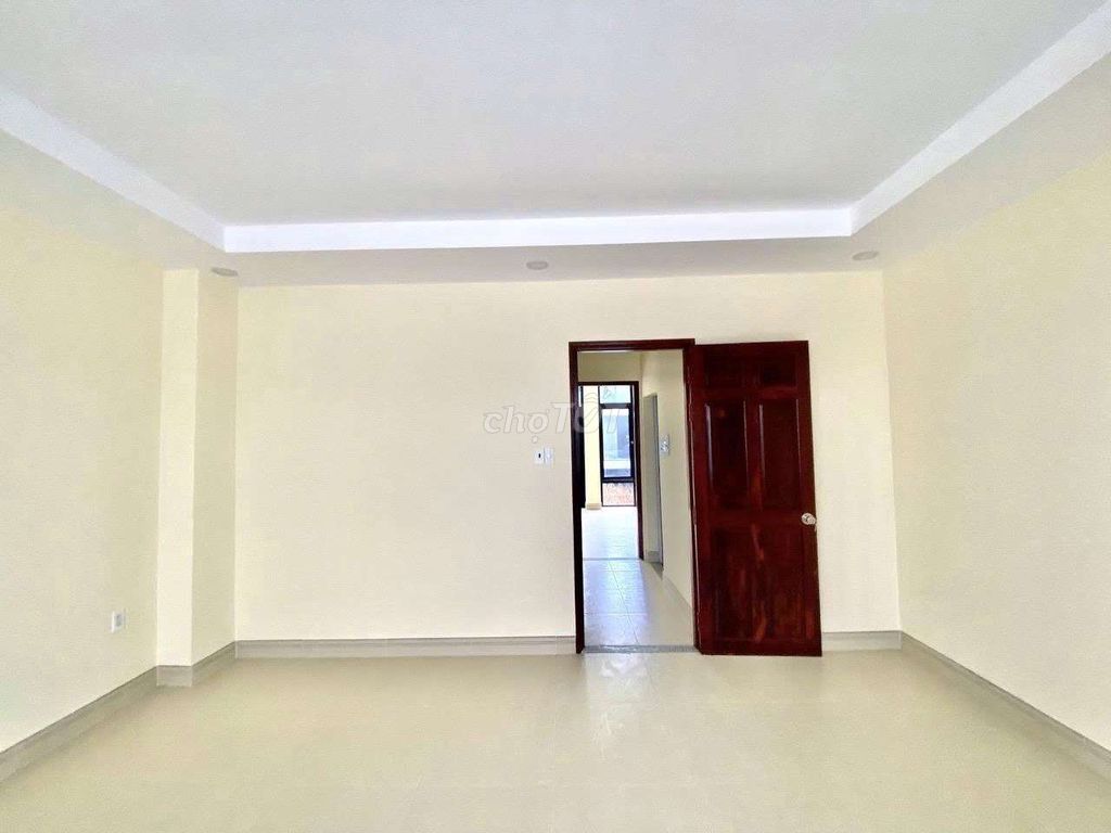 Фото 3: 15 triệu nhà phố 1 trệt 3 lầu sẵn máy lạnh trống sẵn