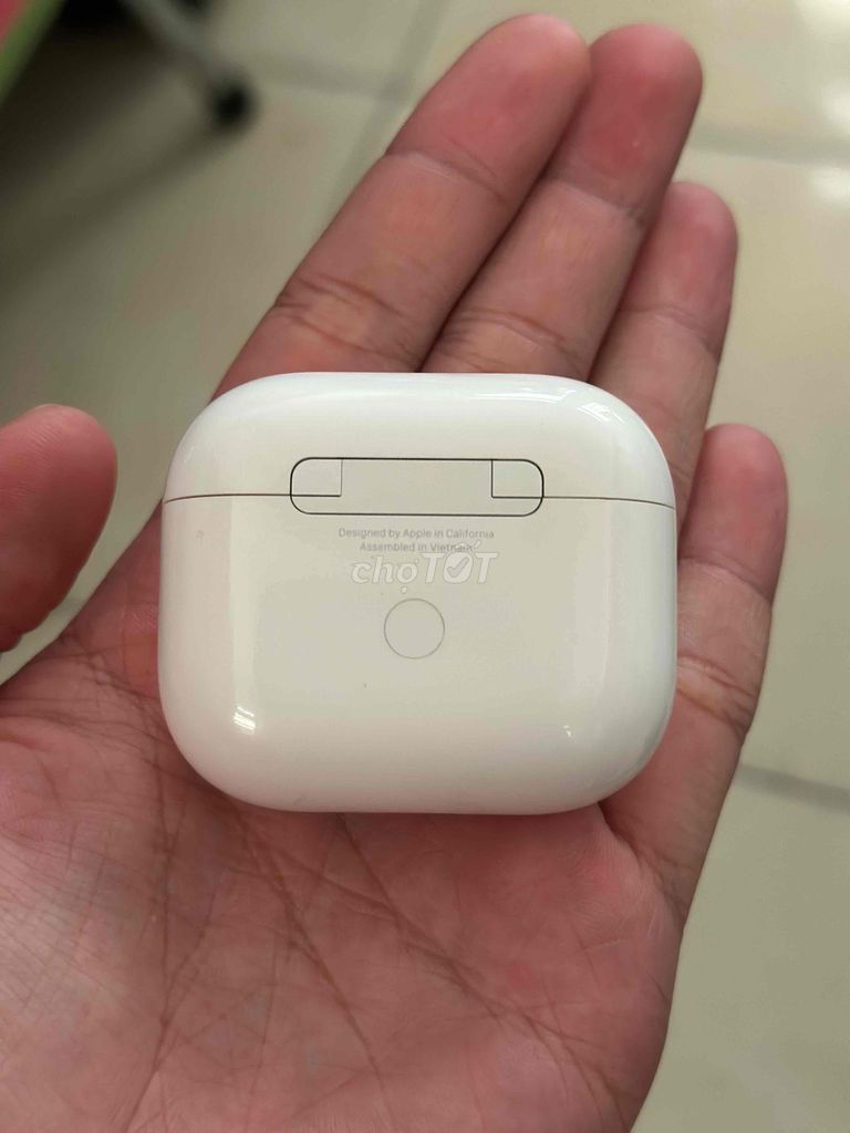 Фото 3: Продаю наушники AirPods 3 от Apple, оригинал.