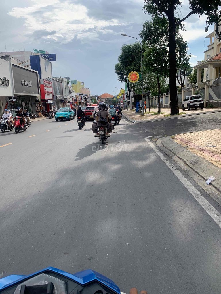 Фото 3: 100m2 - 5 tỷ 3 - KHU CHỢ HIỆP BÌNH - HẺM XE HƠI - NHÀ CẤP 4 CŨ