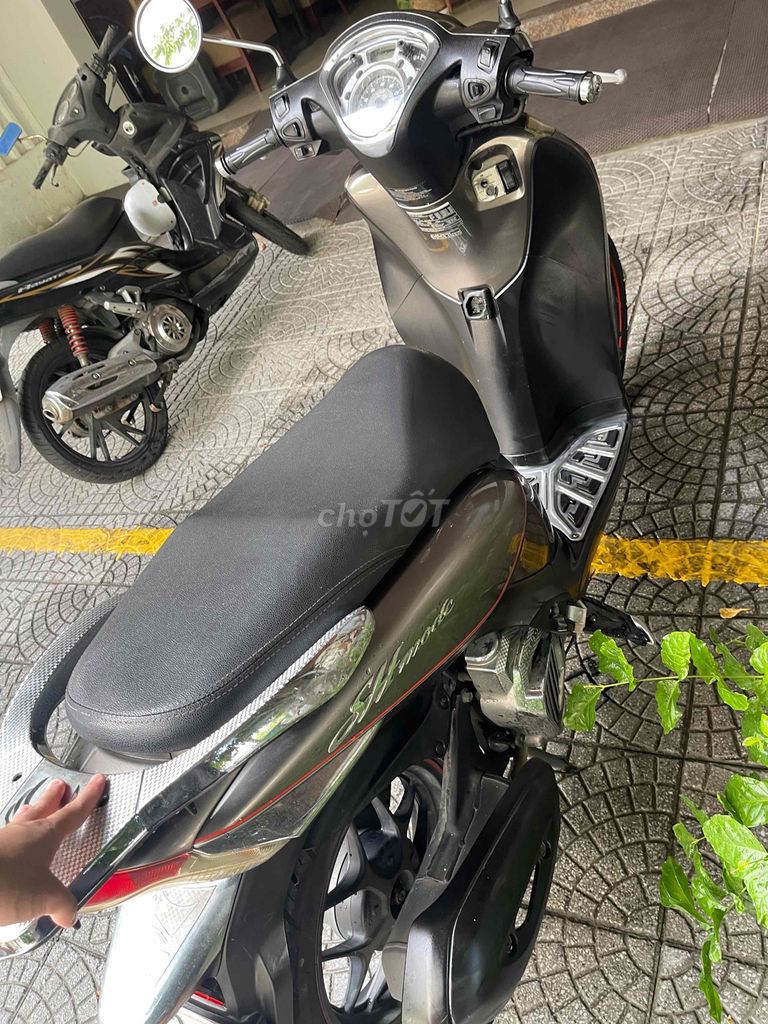 Фото 2: Honda SH Mode 2015 Серый мышиный 71 км
