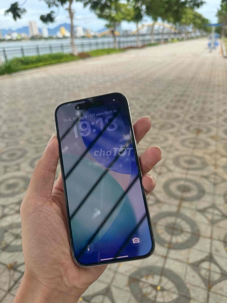 Фото 2: Apple iPhone 15 Pro 128GB Белый, оригинальный