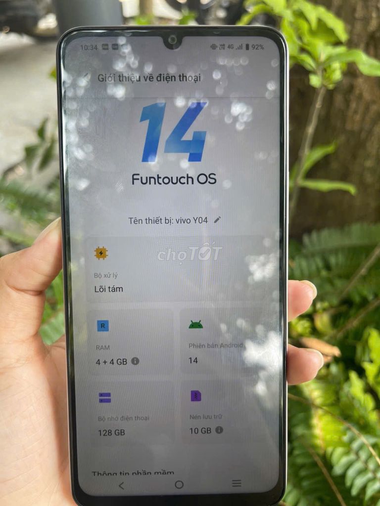 Фото 3: Vivo Y04 128GB Серебристый Android 14