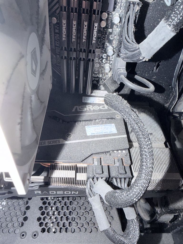 Фото 3: Видеокарта ASRock RX 6700 XT 12GB