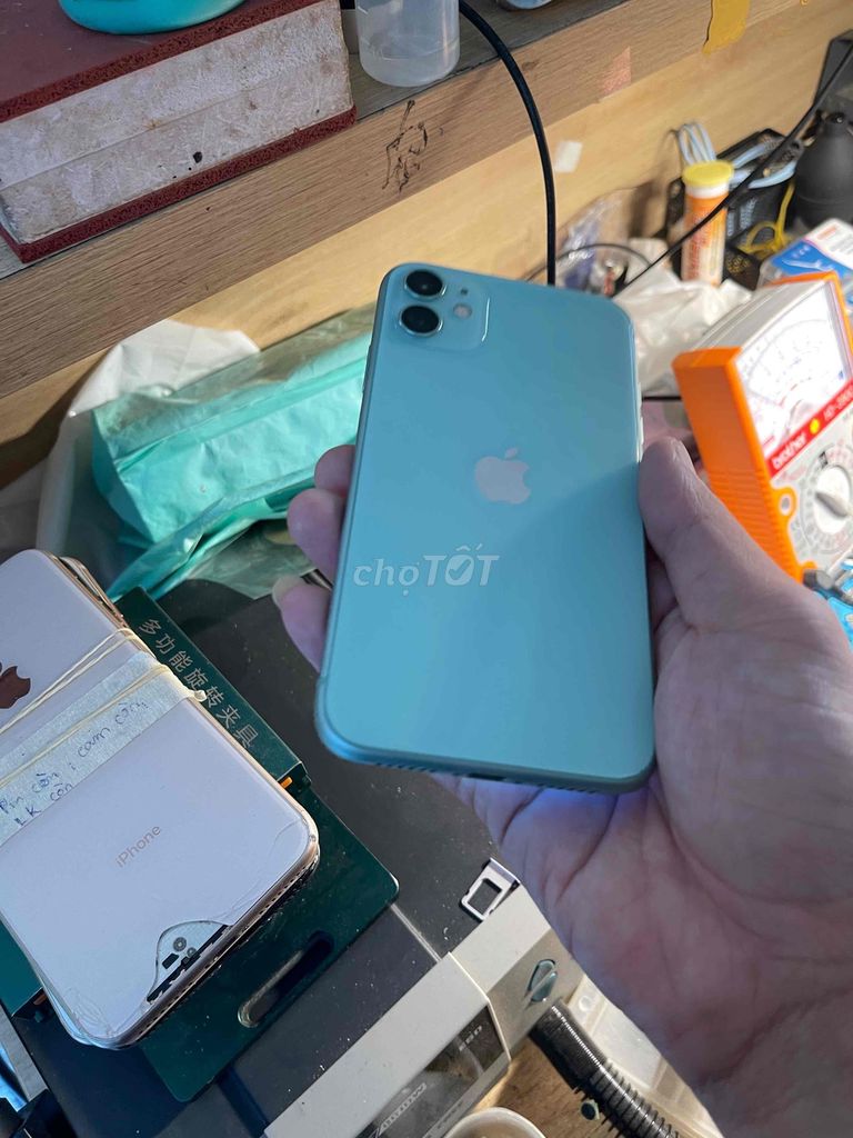 Apple iPhone 11 зеленый, гарантия обмена, камера четкая, пакет 3 мес +300k, подарки