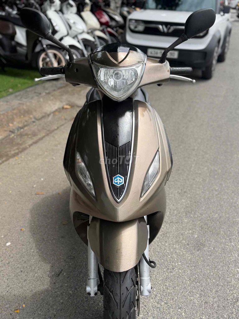 Piaggio Fly FI с электронным впрыском топлива