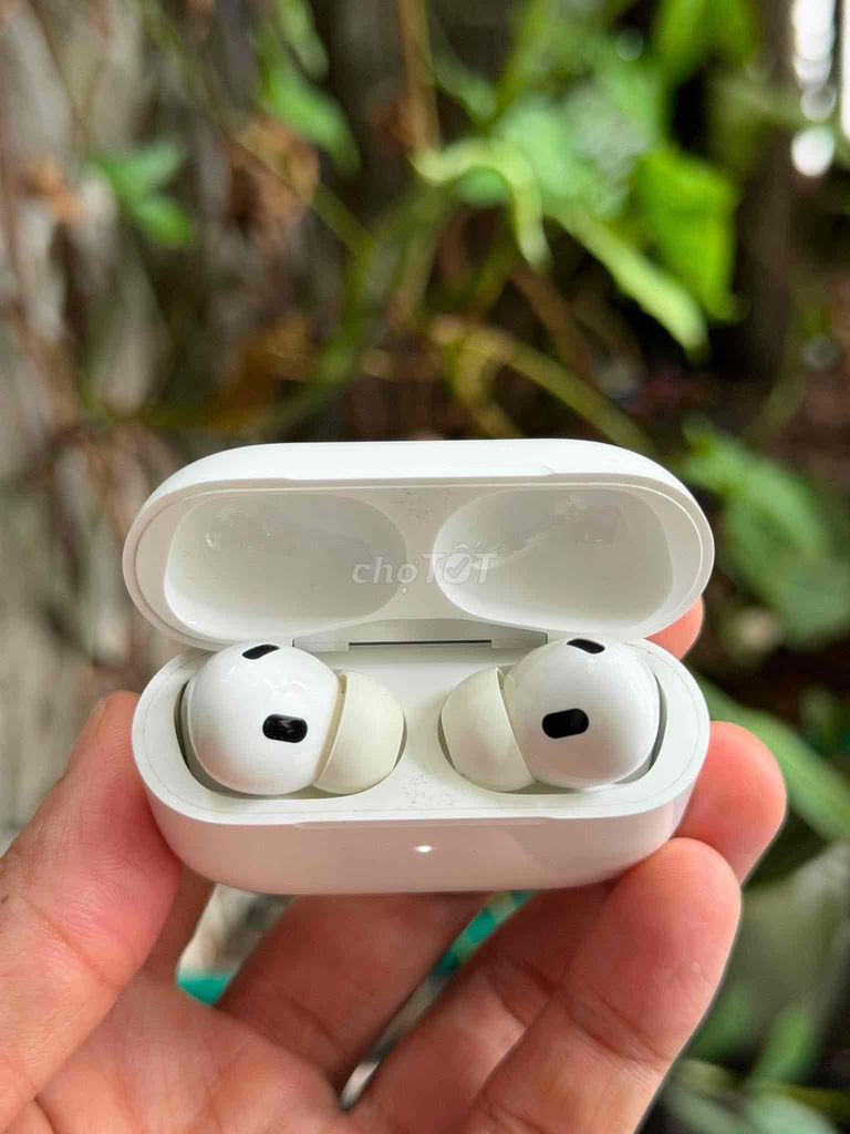 Фото 2: Tai nghe AirPods Pro 2 Type-C Chính Hãng mới 97%