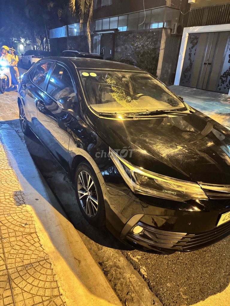 Фото 2: Toyota Corolla Altis 2.0V AT последний выпуск 2017