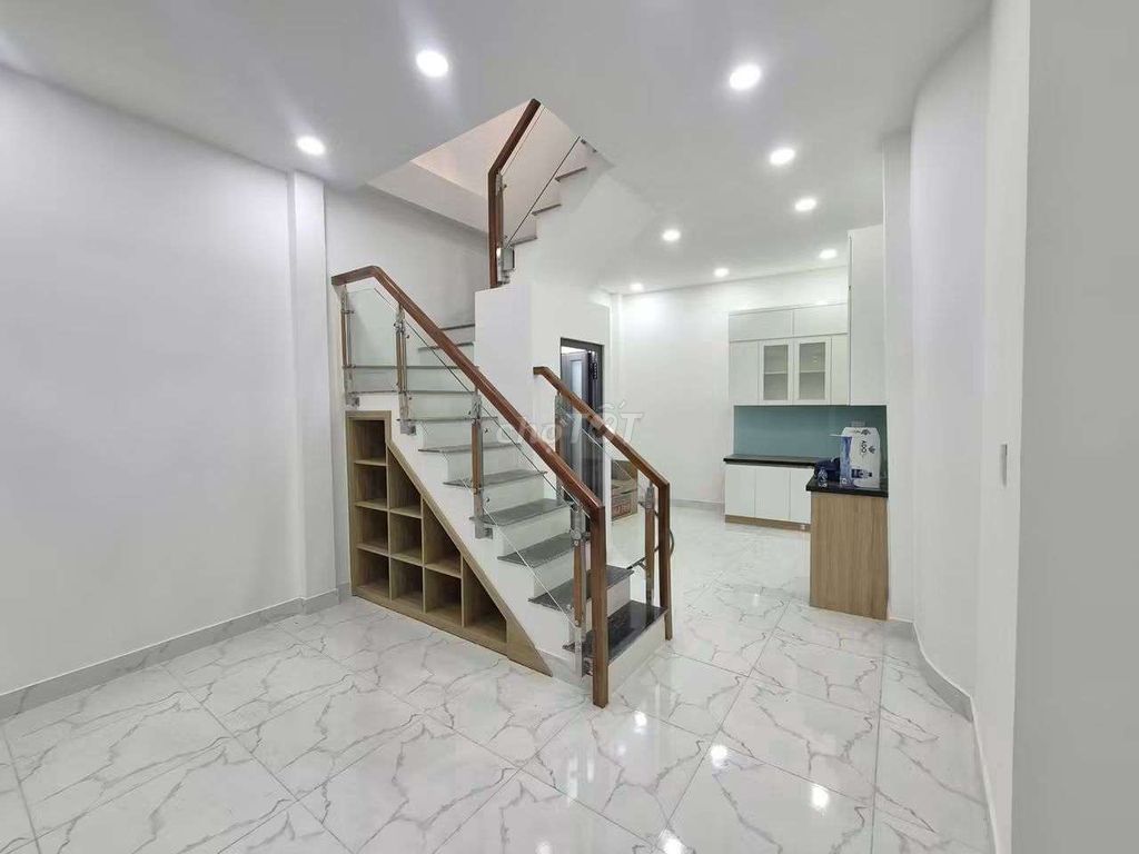 ФАСАД В ПЕРЕУЛКЕ ДЛЯ ГРУЗОВИКОВ - HIỆP THÀNH CITY - 60М2 - 2 ЭТАЖА - 4,8 МЛРД