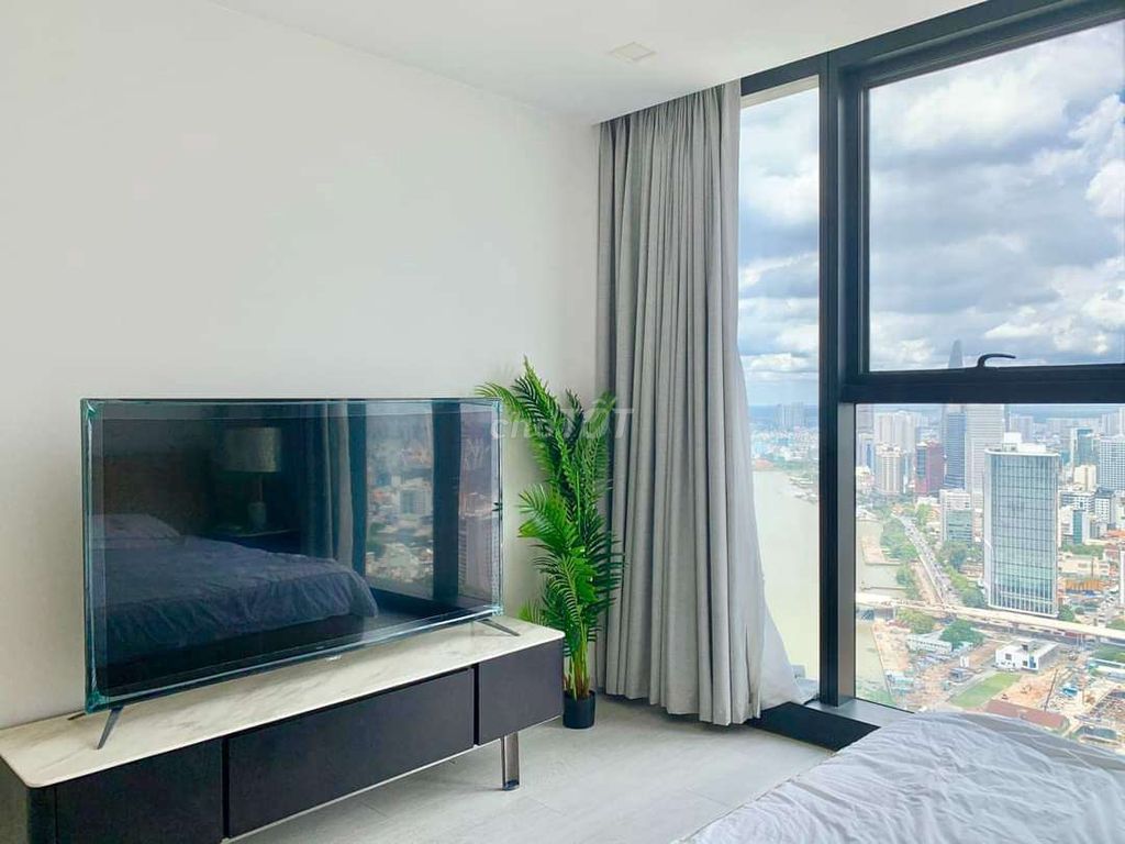 Фото 2: Аренда квартиры в районе 1, 3 спальни, проект Vinhomes Golden River Ba Son